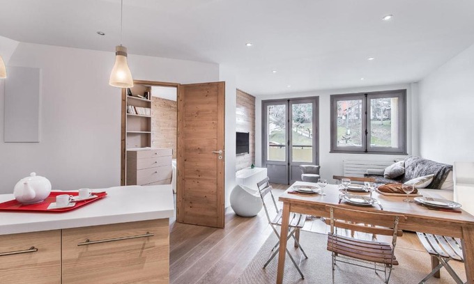 Megeve Apartamento | Appartement 3 pièces au centre de Megève, balcon, proche télécabine, Wifi, idéal pour 4 personnes - FR-1-453-53