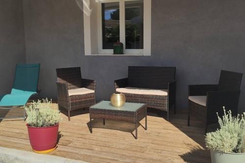 Le Thoronet Apartamento | Appartement 3 pièces avec terrasse au soleil