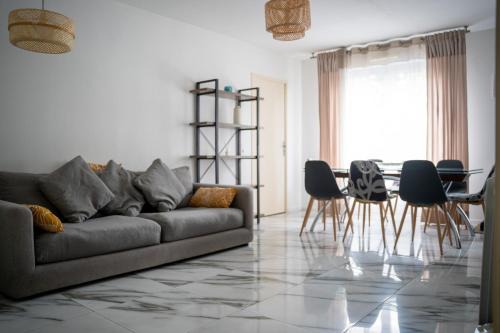 Aubervilliers Apartamento | Appartement 4 chambres proche Stade de France, parking et balcon sur jardin