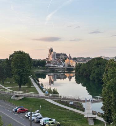 Meaux Apartamento | Appartement 45m2 vue Marne grande terasse