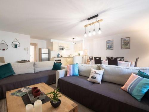 Saint-Lary-Soulan Apartamento | Appartement 6 pers, centre St-Lary, 2 ch + cabine, garage, balcon, et ascenseur - FR-1-296-361