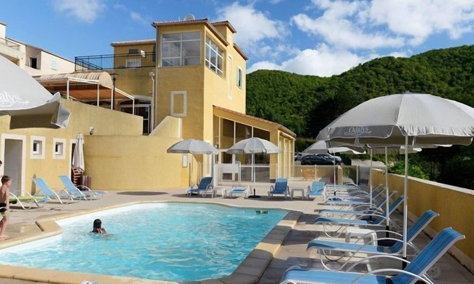 Avene Condominio | Appartement Abordable au Calme! Accès Piscine + TV
