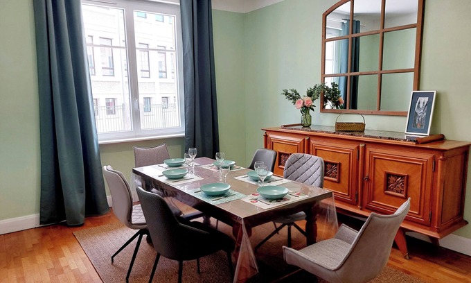 Besancon Apartamento | Appartement Ancien Rénové et Spacieux à Louer