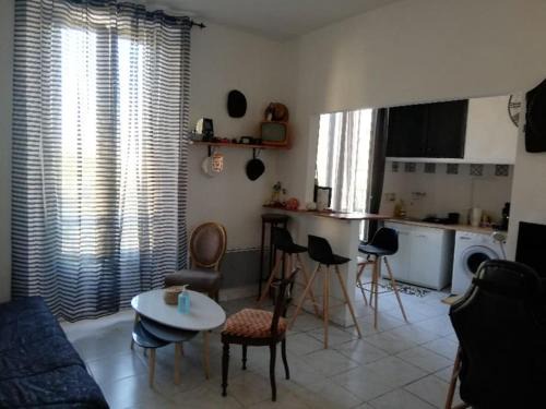 7th Arrondissement Apartamento | Appartement au coeur d'Endoume 13007