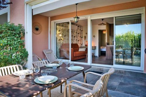 Uzes Apartamento | Appartement avec piscine