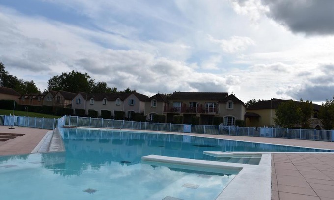 Monflanquin Apartamento | Appartement avec vue magnifique sur le Lac de Monflanquin