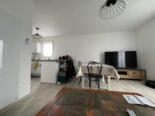 Grandcamp-Maisy Apartamento | Appartement Brise Marine