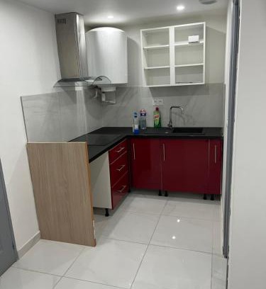 Bagnols-sur-Ceze Apartamento | Appartement calme dans villa individuelle