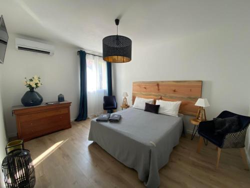 Bastia Apartamento | Appartement calme avec terrasse proche du centre ville et de la mer, parking, internet