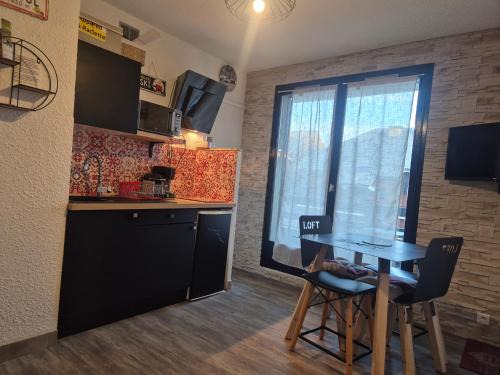 Risoul Apartamento | Appartement Centre Station Risoul 1850 pied des pistes LE VILLARET 2