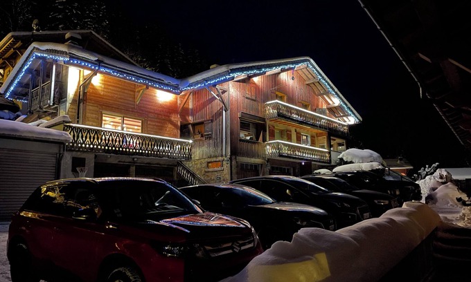 Morzine Apartamento | Appartement Chalet Alpierlaur