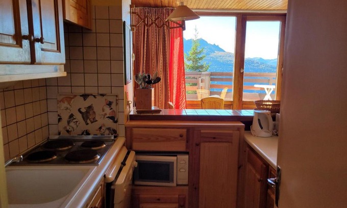 La Rosiere Apartamento | Appartement chaleureux avec balcon, WIFI gratuit, proche pistes et services, La Rosière - FR-1-275-132
