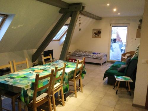 Lohr Apartamento | Appartement charmant à Lohr + 60 m² + terrasse et jardin