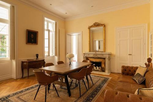 Bastide Saint-Louis Apartamento | Appartement chic, hôtel particulier, Carcassonne centre