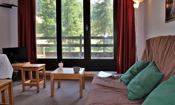 Risoul Apartamento | Appartement Confortable avec Piscine, Tennis et Animaux Acceptés à Risoul - FR-1-330-143