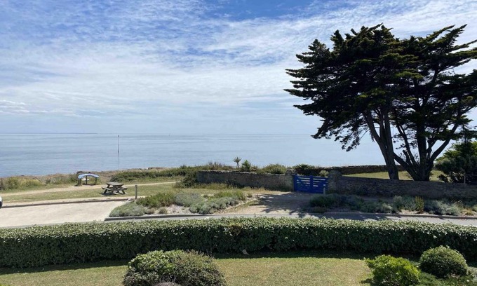 Sarzeau Apartamento | Appartement cosy à 100m de la plage avec parking privé, linge et ménage inclus - FR-1-639-8