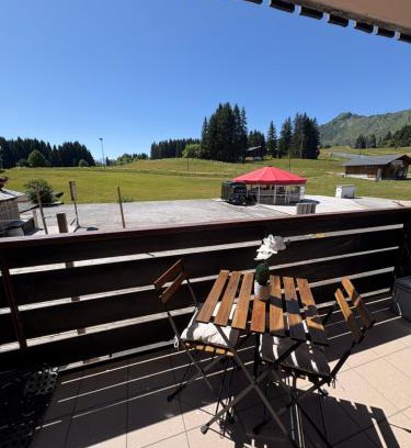 Le Praz de Lys Apartamento | Appartement cosy à la montagne aux pieds des pistes pour 4 personnes et 1 bébé