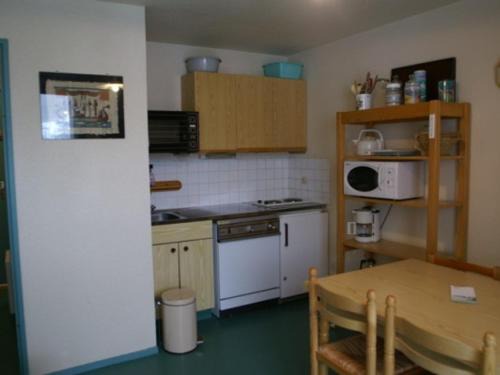 Le Pleynet Apartamento | Appartement cosy 2 pièces cabine avec balcon, proche pistes, Le Pleynet - FR-1-557A-31