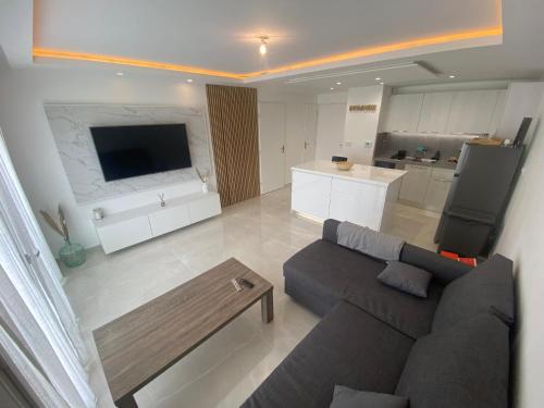 Ollioules Apartamento | Appartement Cosy avec Piscine