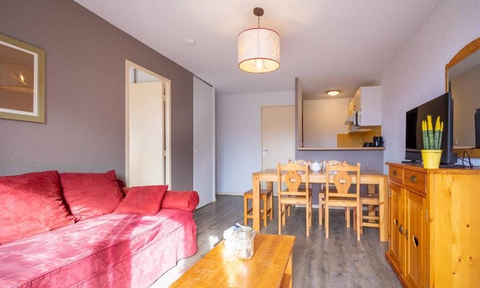 Peyragudes Apartamento | Appartement cosy pour 6 personnes avec balcon, parking et accès aux pistes - FR-1-695-9
