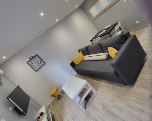 Centre Deux Apartamento | Appartement cosy spacieux 103
