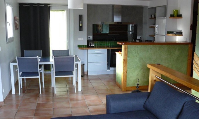 Les Sagnieres Apartamento | Appartement dans maison Entre Savines et Embrun