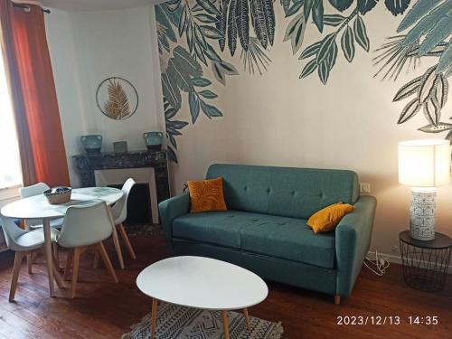 Provins Apartamento | appartement dans une meulière d'architecte