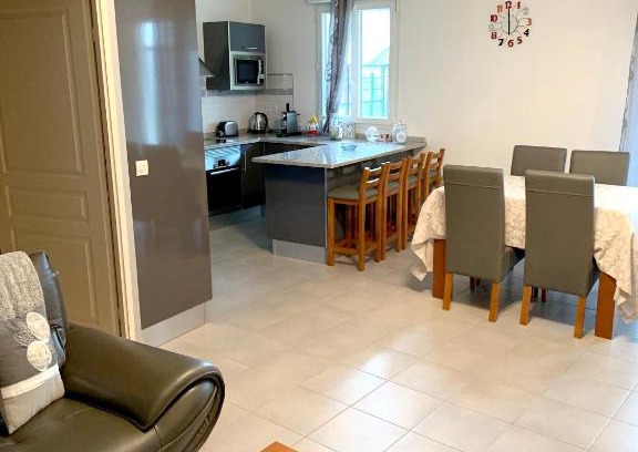 Bagnolet Apartamento | Appartement de 2 chambres avec terrasse et wifi a Bagnolet