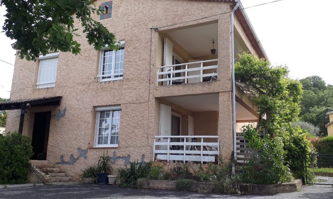 L'Escale Casa | Appartement DE Type 3 Calme, Bien Exposé EN REZ DE Jardin. Terrasse Jardin