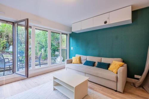 Combat Apartamento | Appartement design avec jardin privatif