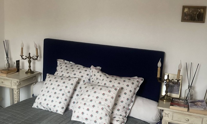 Combat Apartamento | Appartement Deux Pièces Cuisine Très Bien Situé sur une Butte Très Calme