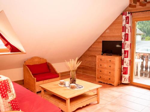 Pra Loup Apartamento | Appartement Duplex 2 Pièces avec Balcon à Pra Loup 1500, Résidence Les Chalets de Praroustan - FR-1-504-102