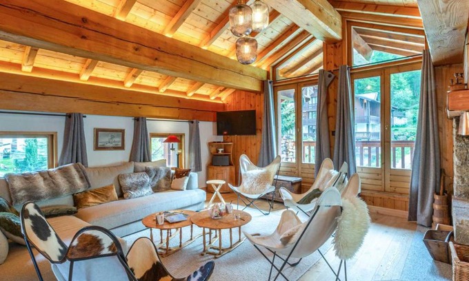 Val-d'Isere Apartamento | Appartement duplex de haut standing, skis aux pieds, 82m², 8 pers., cheminé, au cœur de Val d'Isère - FR-1-694-305