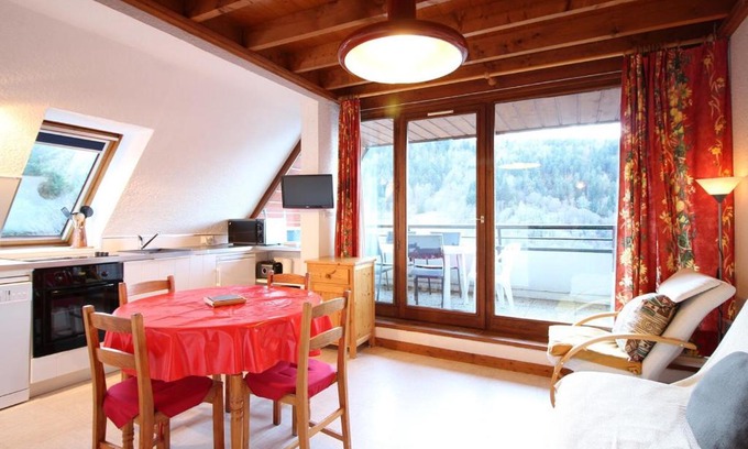 Mont-Dore Apartamento | Appartement Duplex T3 avec Terrasse, Parking, WiFi - FR-1-608-72