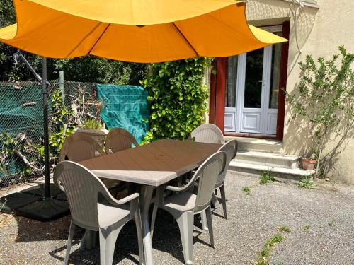 Vezenobres Apartamento | Appartement F3 de 60 m² au rez de chaussée d'une villa