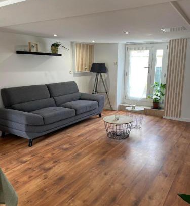 Perigueux Apartamento | Appartement Fa
