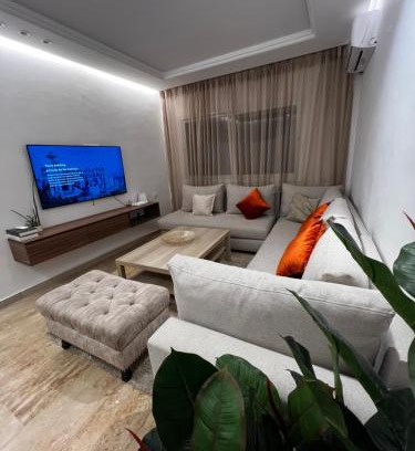 Bni Makada Apartamento | Appartement family only