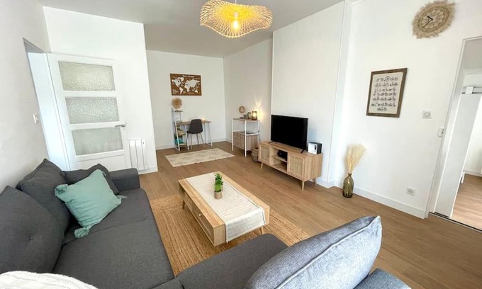 Bessines-sur-Gartempe Apartamento | Appartement centre-bourg de Bessines