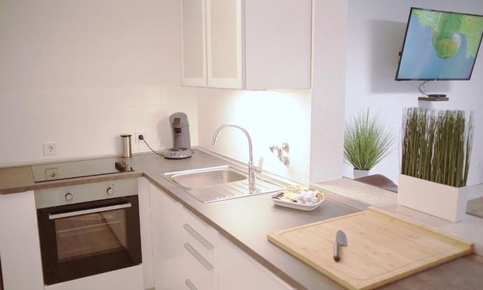 Region Hannover District Apartamento | Appartement im Zentrum von Langenhagen mit NETFLIX und Tiefgarage