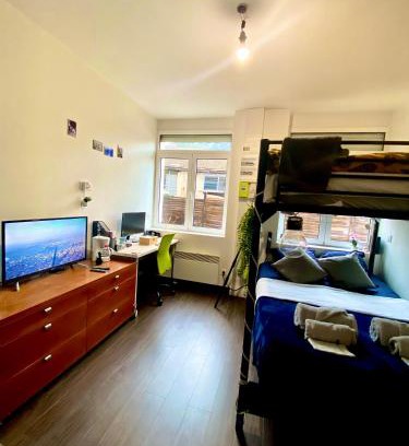 Quartier de la Boule - Champs-Pierreux Apartamento | Appartement intégral , Nanterre La Défense Paris , propre à côté de tous commodité