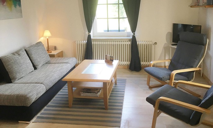 Butjadingen Apartamento | Appartement Klein, Dusche, WC, Ruhig - Annemaries Ferienwohnungen