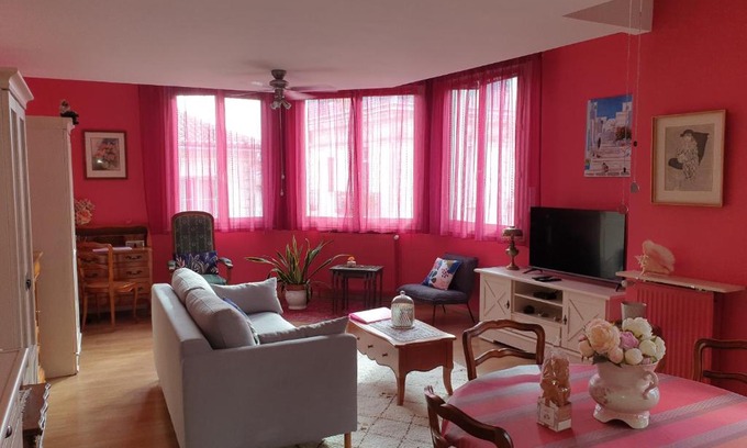 Perigueux Apartamento | Appartement LA VIE EN ROSE