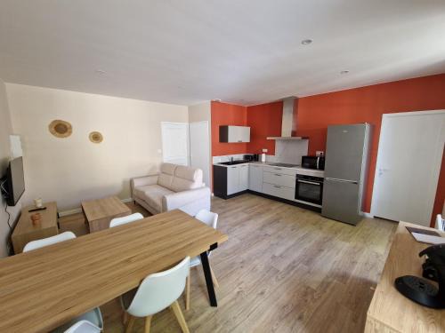 Lurcy-Levis Apartamento | Appartement Le 94