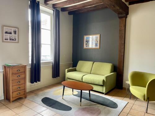 Auxerre Apartamento | Appartement Le Coche d'Eau Auxerre Les Quais