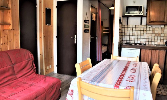 Auris Apartamento | Appartement lumineux 2 pièces cabine, balcon, au pied des pistes - 4 couchages - Auris en Oisans - FR-1-297-75
