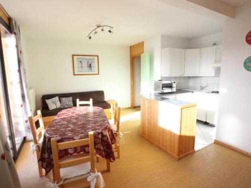 La Toussuire Apartamento | Appartement lumineux avec balcon sud, 50m des pistes, 5 pers., Wifi, parking - FR-1-417-34