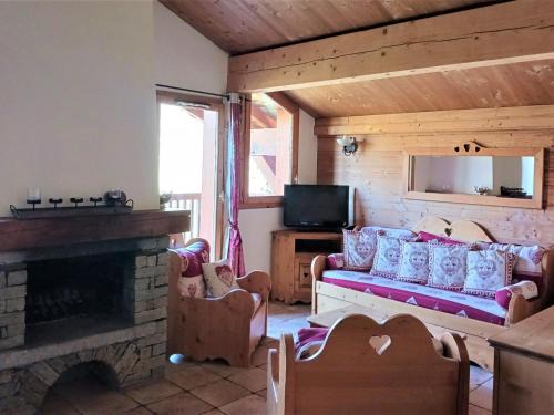 Arc-2000 Apartamento | Appartement montagnard spacieux avec balcon, proche pistes et commerces, accès piscine et sauna - FR-1-411-700