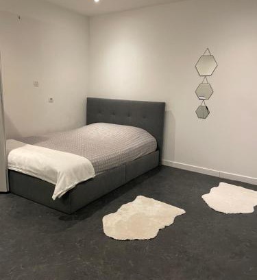 Les Cevennes Apartamento | Appartement Montpellier avec beau jardin