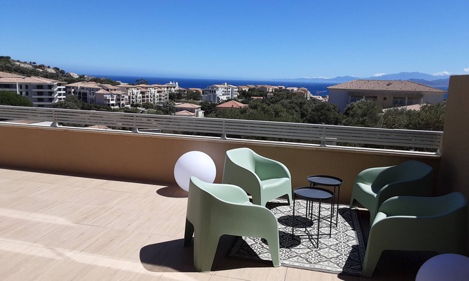 Santa-Reparata-di-Balagna Apartamento | Appartement Neuf de 84 m2 Avec Terrasse de 60 m2 vue mer