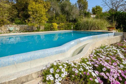 Chateauneuf-Grasse Apartamento | Appartement Numéro 1 - piscine